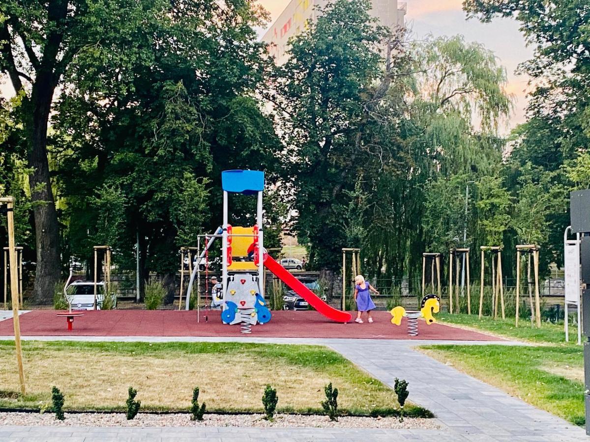 Rodzinny Apartament Platany Centrum Kołobrzeg Εξωτερικό φωτογραφία